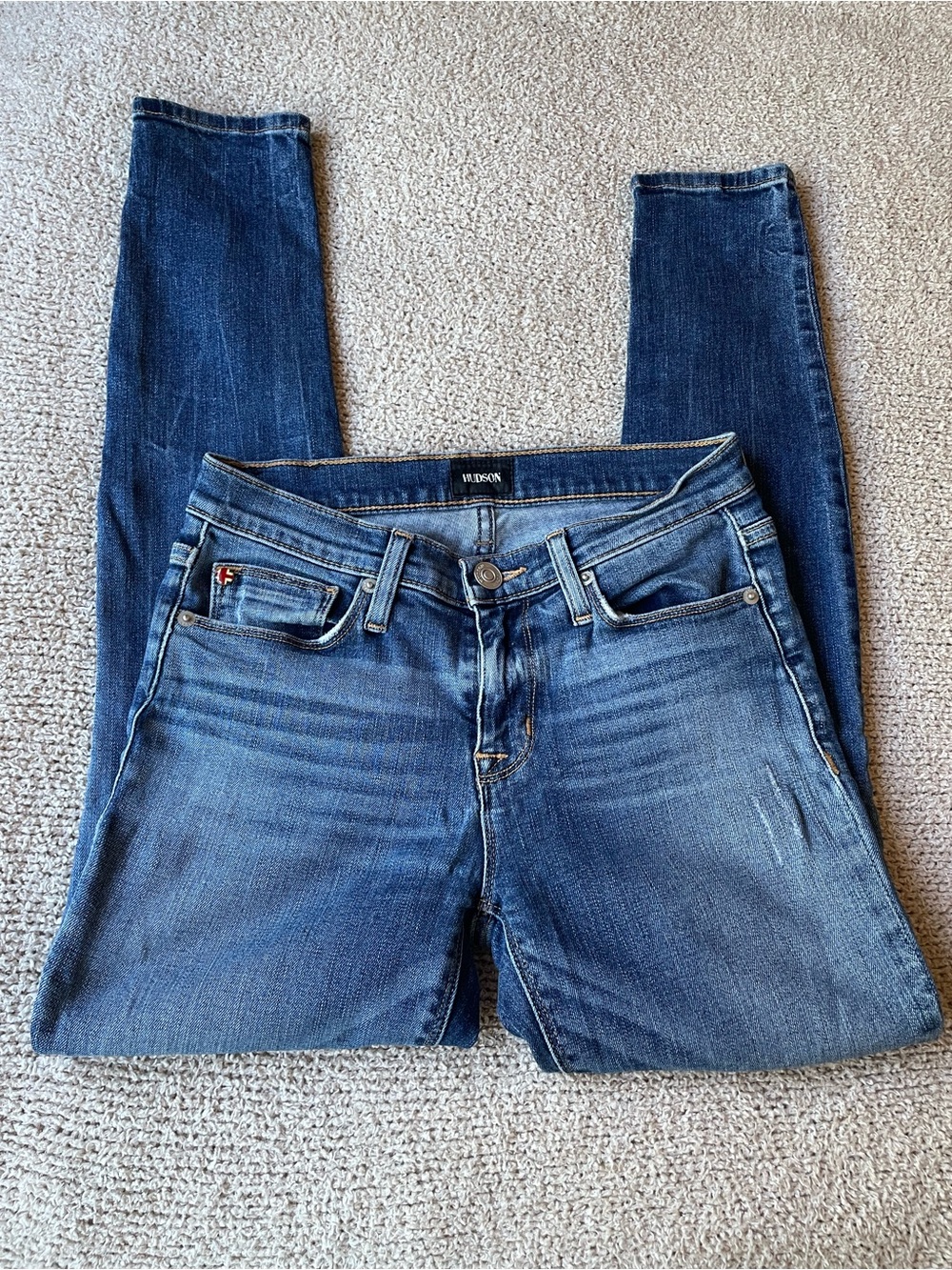 Hudson Jeans Medium Blue Wash Skinny Jeans - size 25